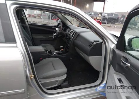 2006 Chrysler 300 from USA, damaged, VIN 2C3KA53G56H189104